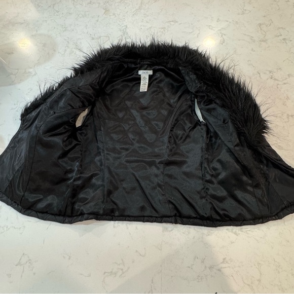 Cache Black down Quilted Vest with Faux Fur Collar size small - Picture 10 of 11